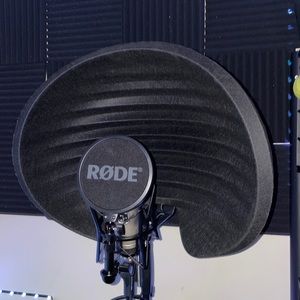 Aston Sheild Protector